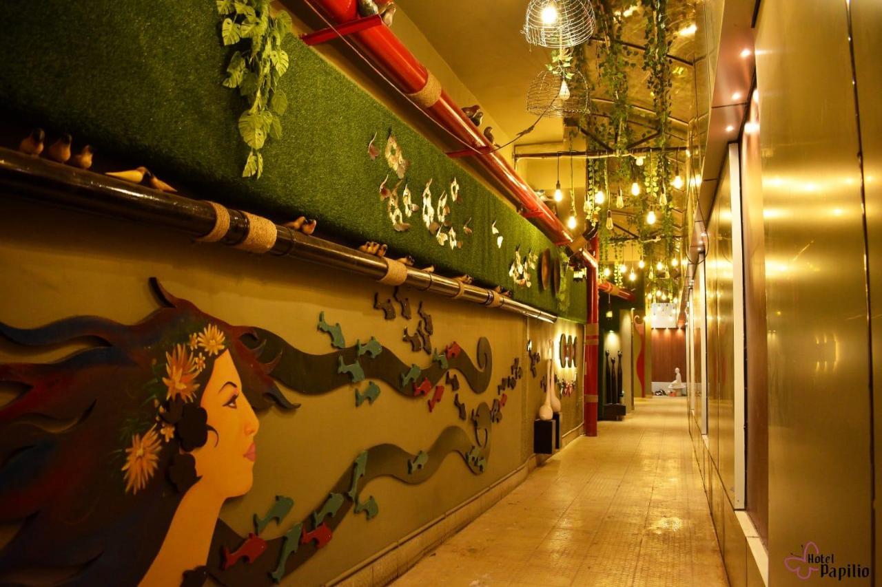 Hotel Papilio Malda Экстерьер фото